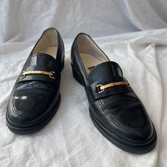 BALLY of Switzerland Women's Black Loafers Metal Accent Leather Shoes Size 6.5 - Picture 1 of 11